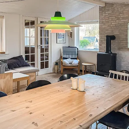 4 Bedroom Beautiful In * Fårevejle