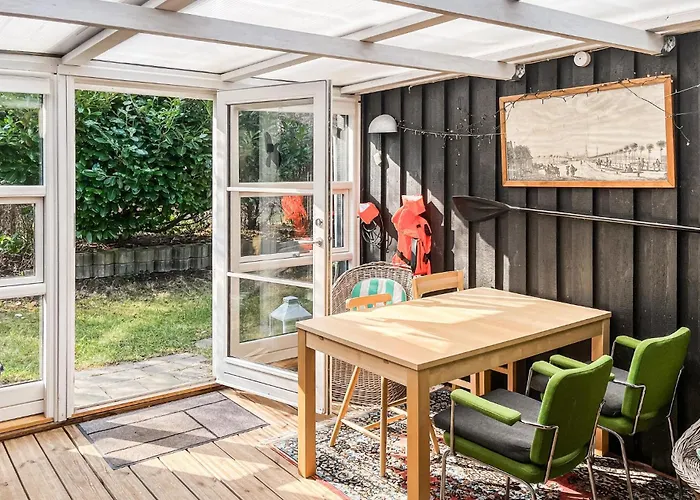 4 Bedroom Beautiful In Fårevejle