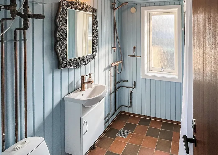 4 Bedroom Beautiful In * Fårevejle