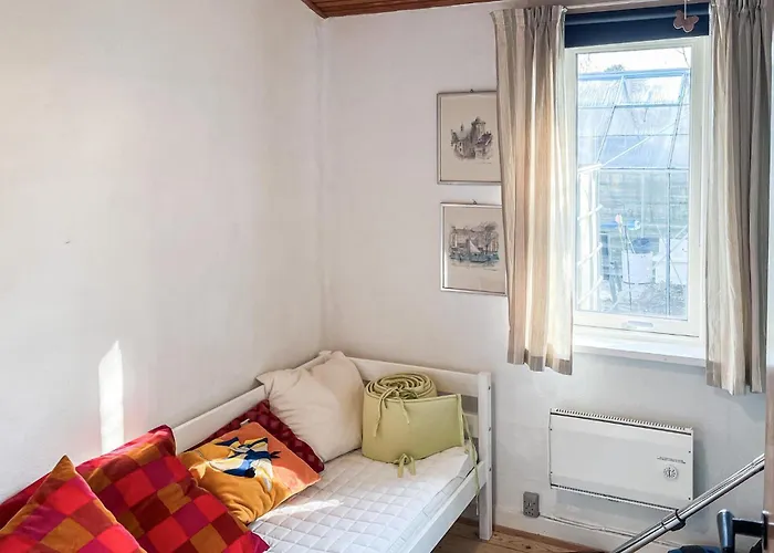 4 Bedroom Beautiful In Fårevejle